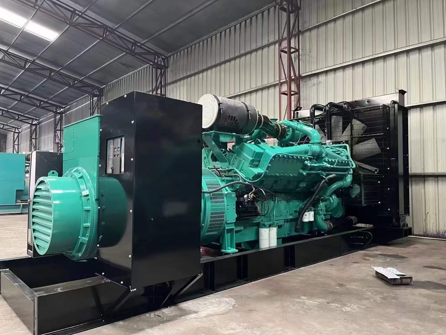 同心如何降低 800kW 柴油发电机输出电流的波动？
