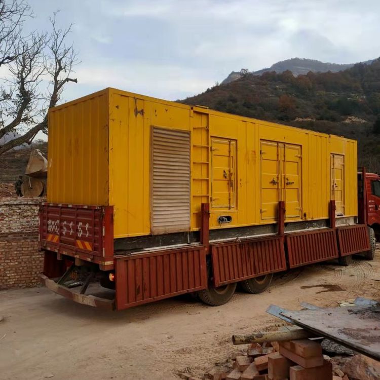 同心200kW 发电机组在带电阻性负载时，输出功率会受到哪些因素的影响？
