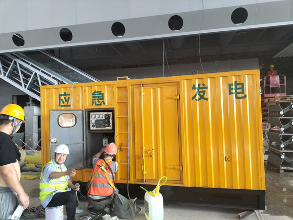 同心怎样判断空气滤清器是否需要更换？